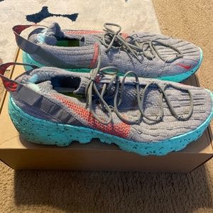 Nike Space Hippie 04